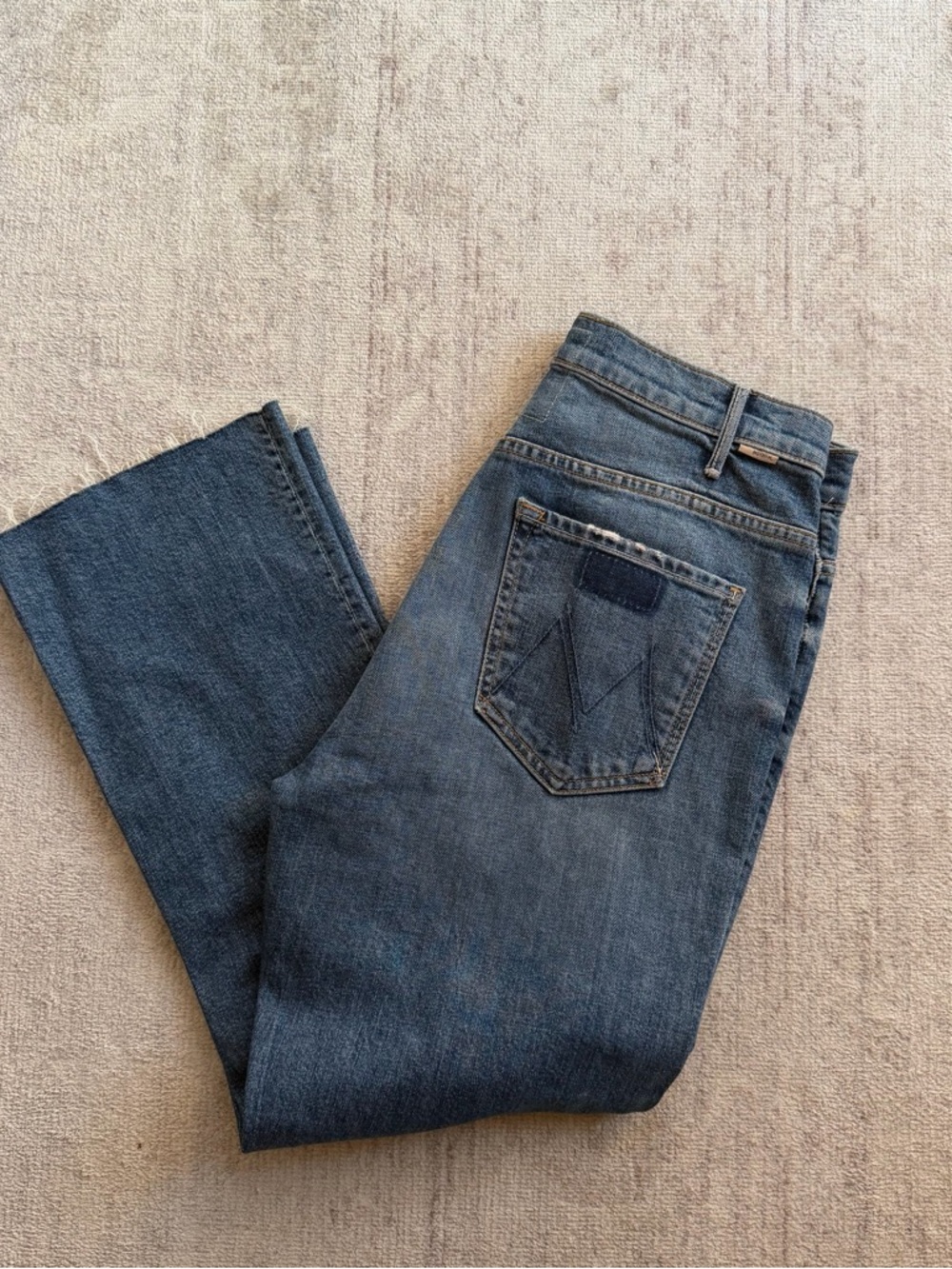 Mother Denim The Hustler Ankle Fray